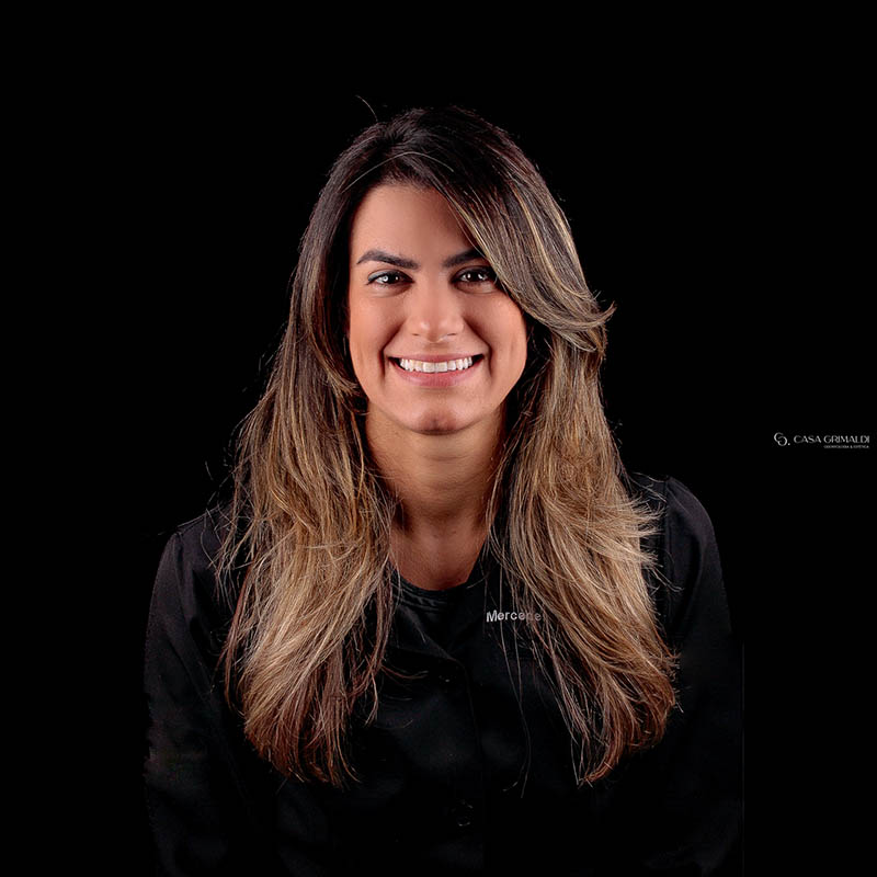 Dra. Mercedes Gouvêa — Periodontia da Casa Grimaldi Odontologia & Estética, Itapema/SC